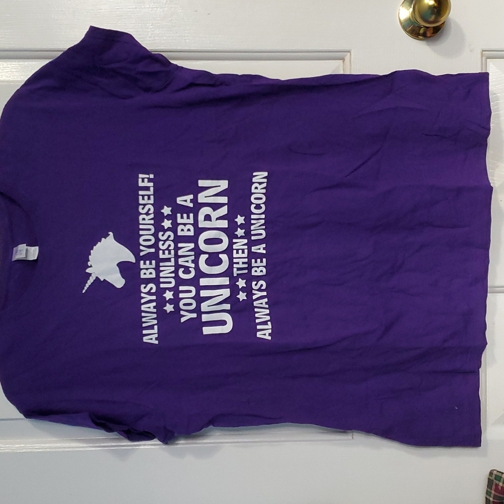 Unicorn tee